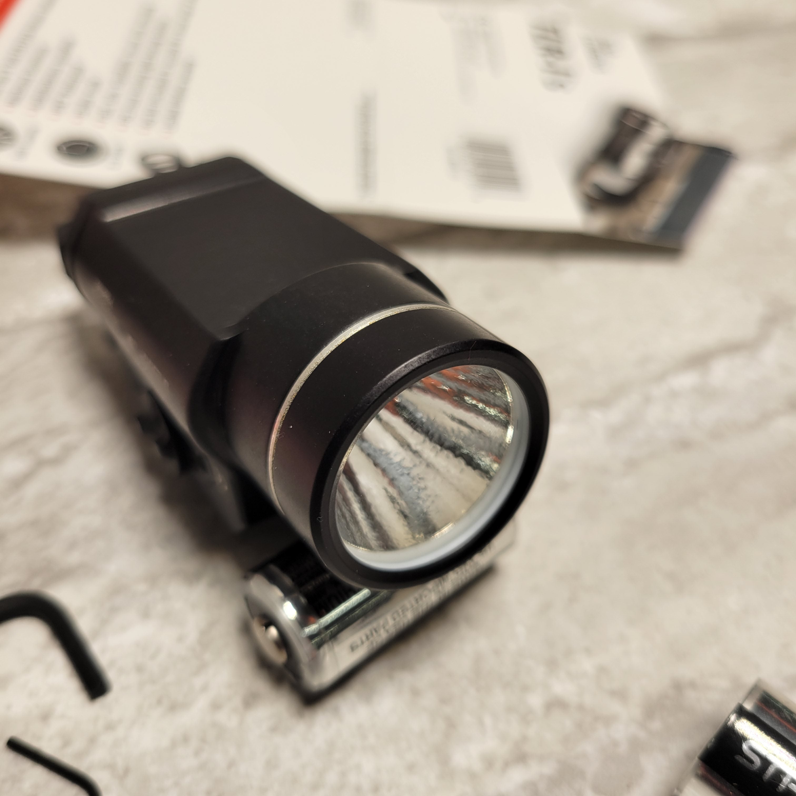 Streamlight TLR-1S Rail Mounted Tactical LED Flashlight *NOT WORKING* (8010971119854)